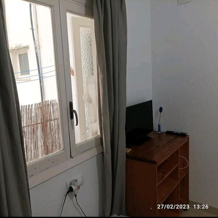 Camera Privata Singola In Appartamento, Bagno In Comune, Aria Condizionata Caldo Freddo, Wifi, Tv Llucmajor  Buitenkant foto